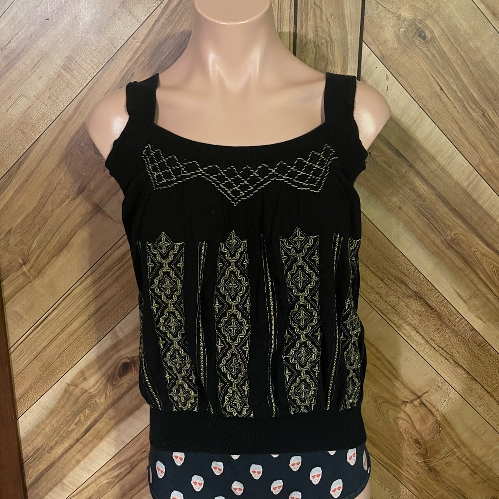 Anthropologie Women’s Small Black/Gold Embroidered Sleeveless Top - Picture 3 of 7